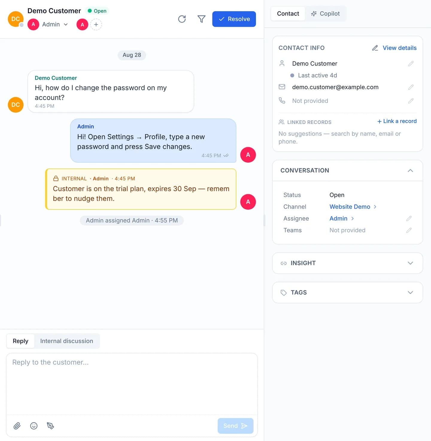 A conversation timeline with the customer question on the left, the agent answer on the right, and the composer below sitting on the Reply tab